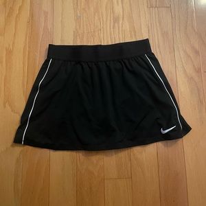 Nike size S tennis skirt